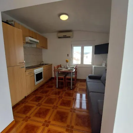 Mladen Apartman *