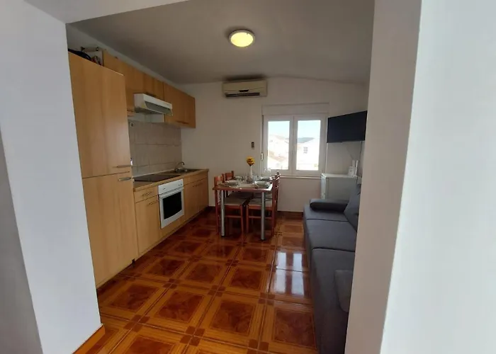 Mladen Apartament *